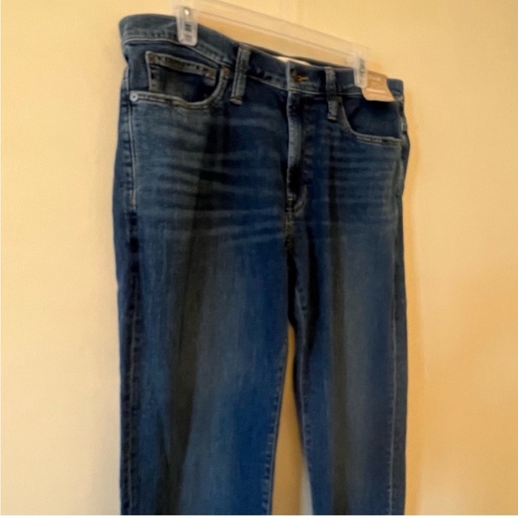 Madewell 33x32 Straight Leg Jeans - Picture 2 of 8